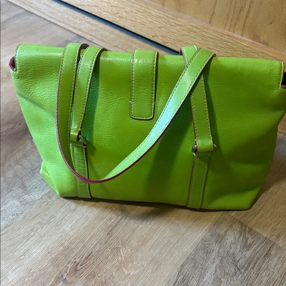 RARE Y2K Vintage Dooney and Bourke Tote Heart Buckle detail Purse - Picture 2 of 6